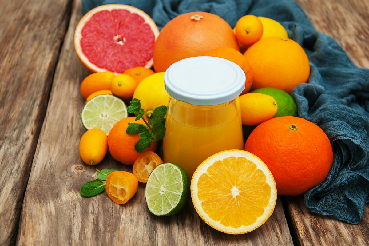 Finalmente si scopre cosa nascondono i succhi multivitaminici che bevi ogni mattina