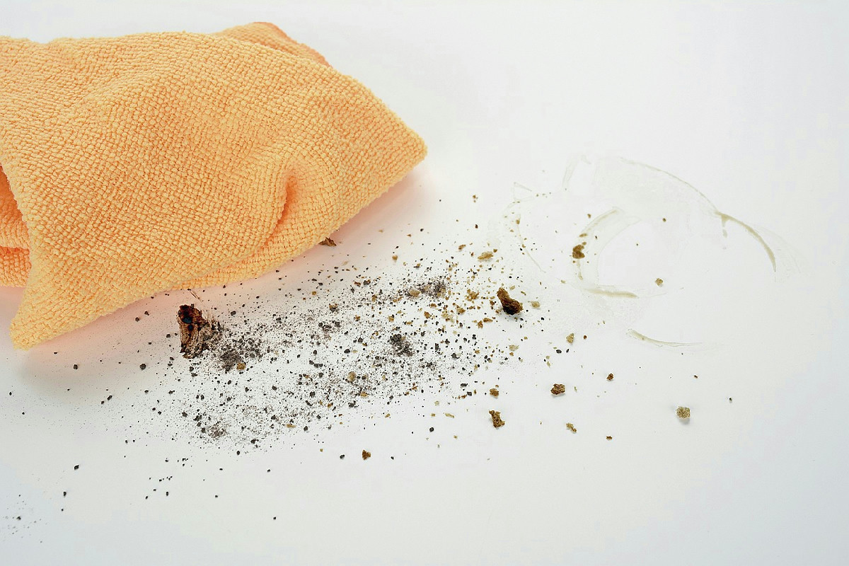 Lo sporco sui muri di casa: come eliminare la polvere dalle pareti senza rifare la pittura